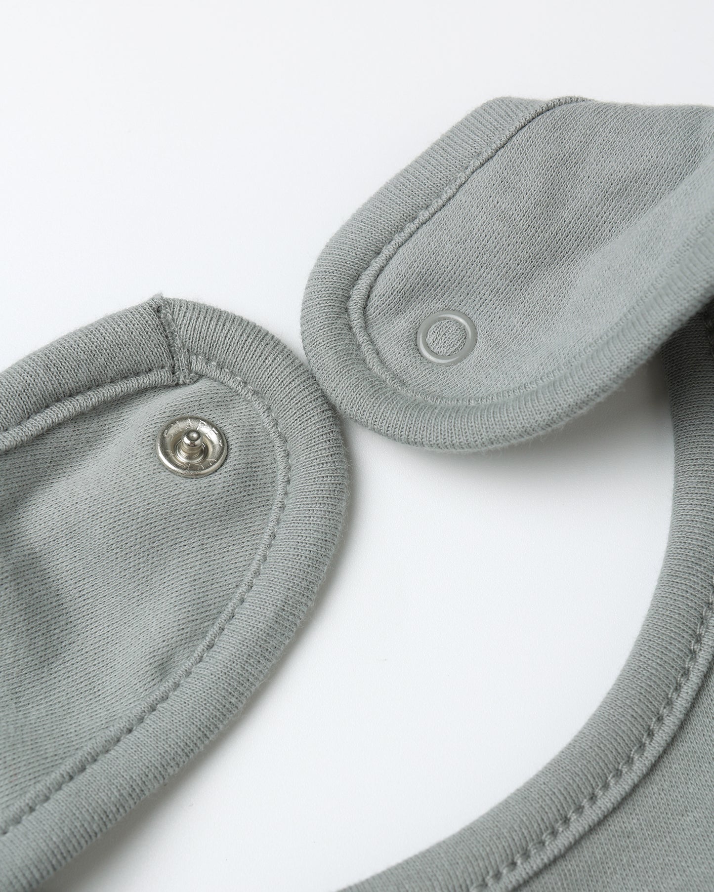 Jersey Snap Bib 2 Pack (design choice)