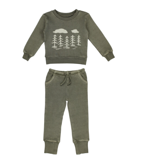 Cozy Sweatshirt & Jogger Set in Hunter Tree