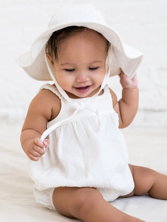 Caspia Seersucker Bubble Romper in Coconut
