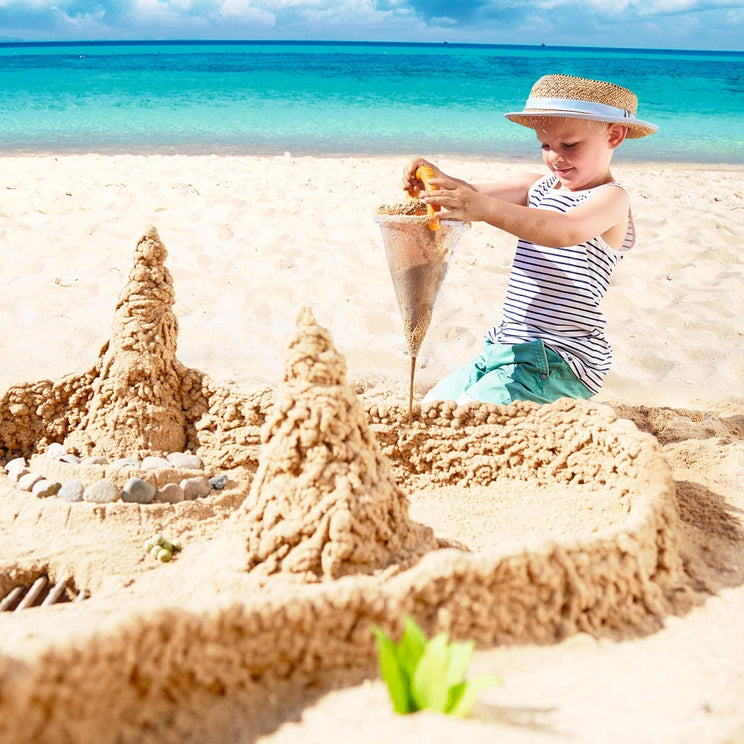 XXL Spilling Funnel – Sand & Water Mixing Sensory Toy