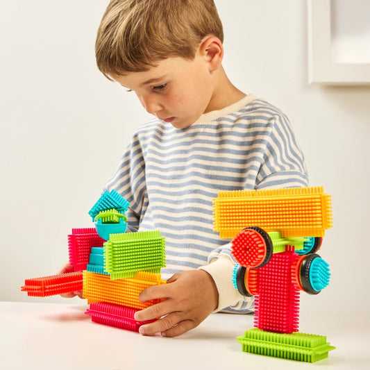 Pegy Bricks - Interlocking Building Set