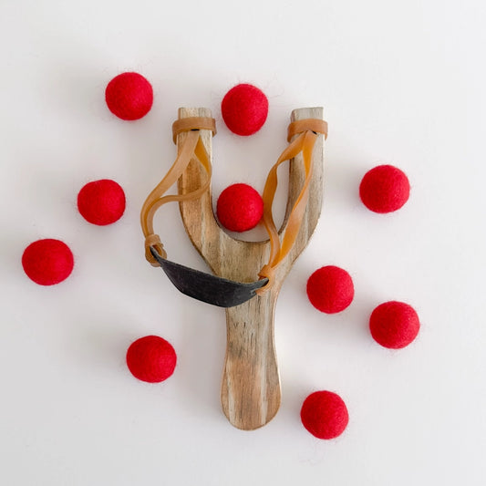 Slingshot & Wool Ball Set