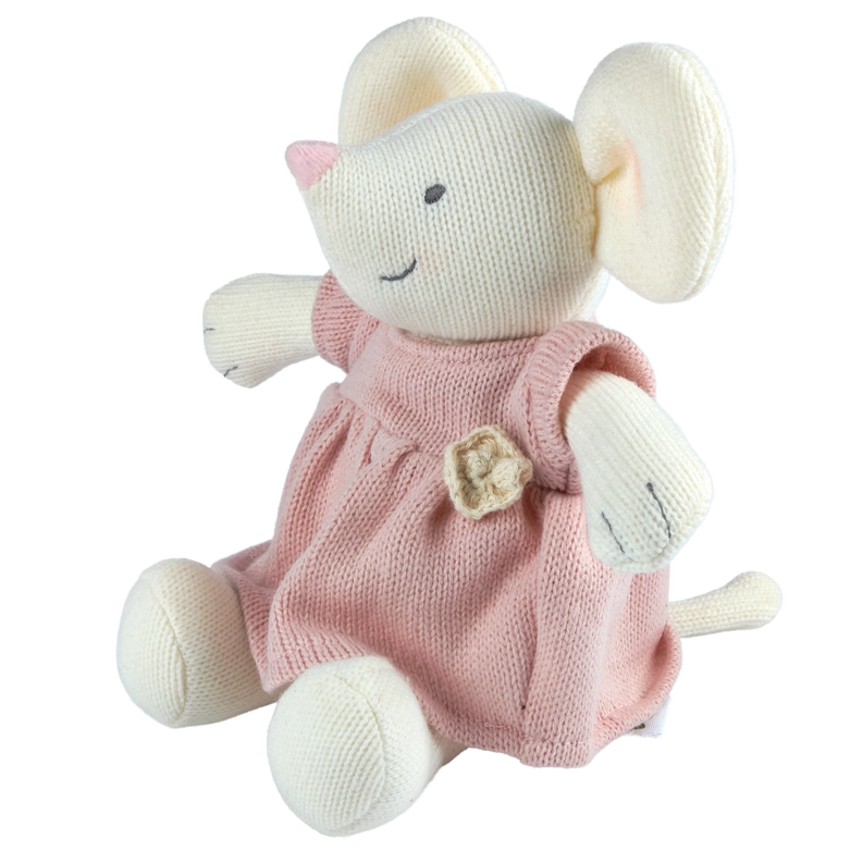 Knitted Meiya the Mouse